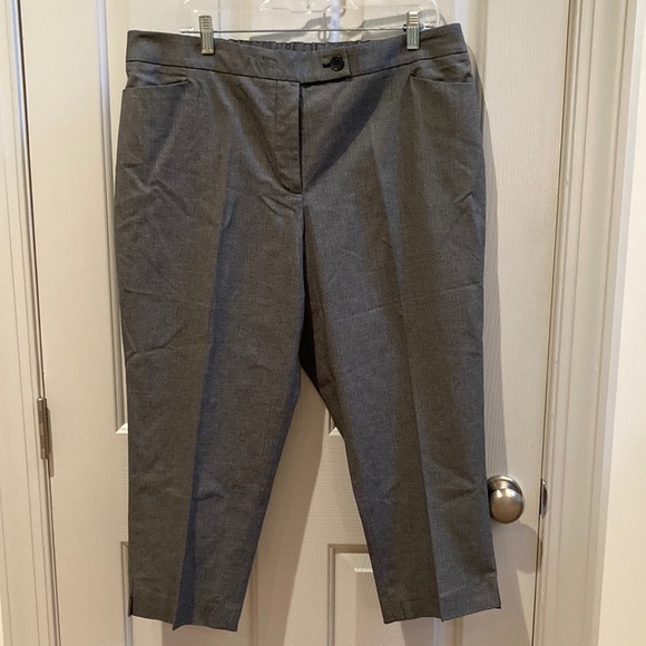 EUC Talbots Cropped Pants - Picture 1 of 5
